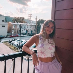 Meet your Posher, Kelly